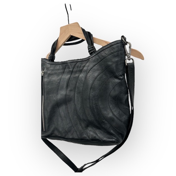 Latico Joplin Tote/Crossbody Black Leather - Picture 2 of 8
